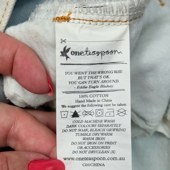 One Teaspoon Trashed Free Birds Skinny Jeans, Size 28 NWT, Light Wash Distressed - Picture 11 of 16